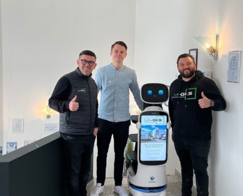 Das LA-GKS Team freut sich in Zukunft die Keenon Robotertechnik der Gastronomie und Hotellerie näher zu bringen...