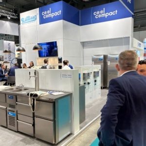 Cool Compact auf der Gastromesse host in Mailand 2023 - Hier im Dialog Johannes Landauer und Peter Weber AD Süd von Cool-Compact...