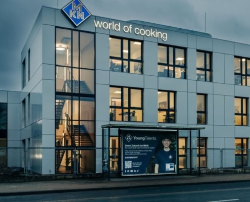 In Rekordzeit wurde der neue MKN-Campus in nur wenigen Monaten erbaut... Eine Investition in die MKN-Zukunft und die Weiterbildung von Talenten für die Maschinenfabrik Kurt Neubauer bzw. MKN...