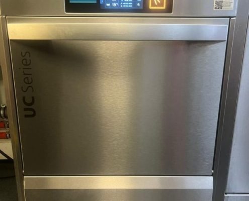 Winterhalter UC-Serie durch LA-GKS geliefert, eingebracht, montiert und in Betrieb genommen wird nun getestet bzw. geprüft...