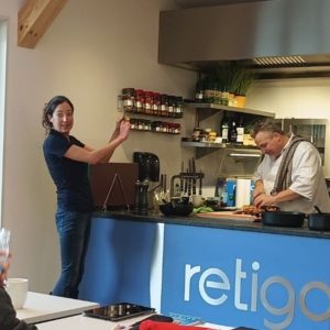 In den neuen Schulungsräumlichkeiten der deutschen Retigo-Zentrale in Ruhpolding, nahe der österreichischen Grenze wurden Fachhändler und Techniker auf die Großküchentechnik von Retigo geschult im Februar 2025... Hier im Bild u.a. die Retigo Deutschland GmbH - Geschäftsführerin Janine Kühn... Retigo ist ein Experte für Kombidämpfer und heute schon in über 70 Ländern als Profiküchen-Lieferant vertreten...