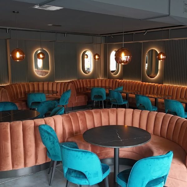 Gastromöbel-Gastronomiemöbel-Hotelausstattung-Loungemöbel-Objekteinrichtungen