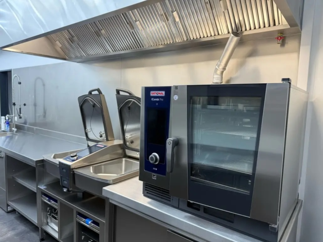 🔥 RATIONAL LIVE Event – Jetzt anmelden! 🔥

📅 26. Mai 2025 | 14:00 – 16:30 Uhr
📍 LA-GKS Zentrale, Torstraße 32 Hinterhof, 85241 Hebertshausen (bei München)

Erleben Sie die innovativen Küchensysteme iCombi & iVario live in Aktion! 👨‍🍳✨
Ob bereits RATIONAL-Besitzer oder einfach interessiert – alle sind herzlich willkommen! 🤗

Tauchen Sie ein in die Welt modernster Küchentechnologie, holen Sie sich Profi-Tipps und tauschen Sie sich direkt mit unseren Experten aus! 💡🔧

👉 Jetzt kostenfrei anmelden:
🔗 Hier zur Voranmeldung

https://www.la-gks.de/events/rational-live-icombi-ivario-voranmeldung/

Verpassen Sie nicht dieses genussvolle Erlebnis rund um Effizienz, Qualität & Innovation in der Küche! 🍽️🚀

Achtung die Plätze sind begrenzt. Jetzt schnell sein 😉

Weitere Events folgen in Kürze in unserem Veranstaltungen.

#veranstaltung #jetztanmelden #lagks #münchen #rational_ag #rational #grossküchentechnik #liveerleben #ivario